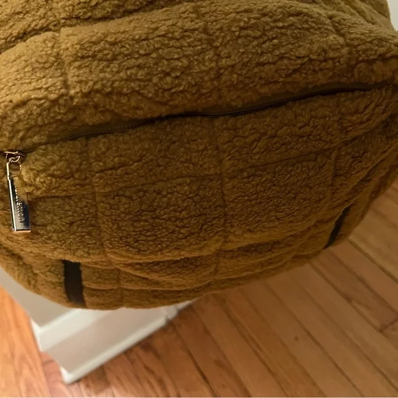 NWT Lululemon quilted grid tote bag 26L yoga brown burnt caramel - Picture 9 of 10